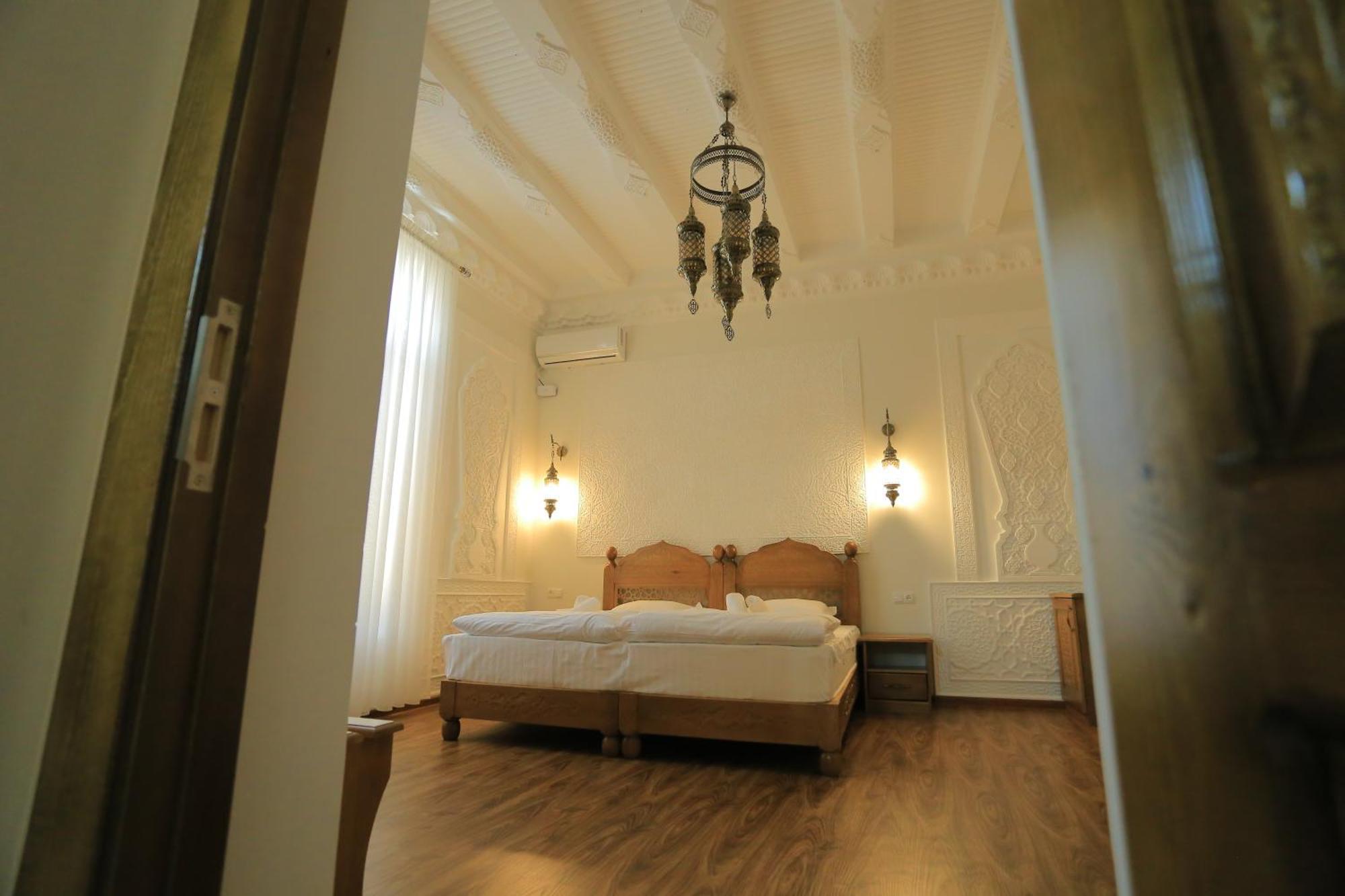 Guesthouse Muqaddam Bukhara Exterior foto